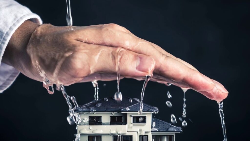 Water damage insurance claim tips